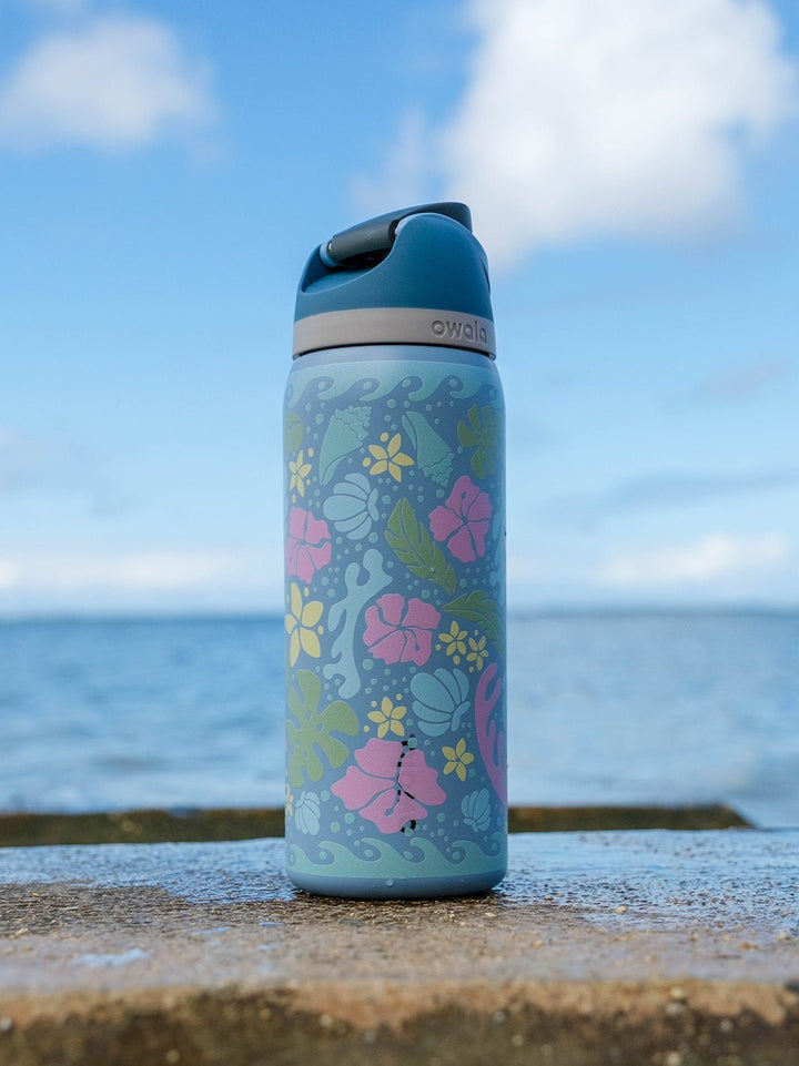 T&C Surf Designs T&C Surf 32 oz Ocean Is Life Owala,