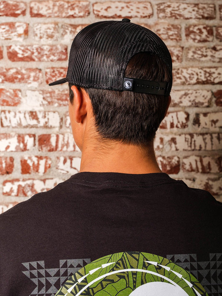 T&C Surf Designs Europe Yin Yang Trucker Cap,