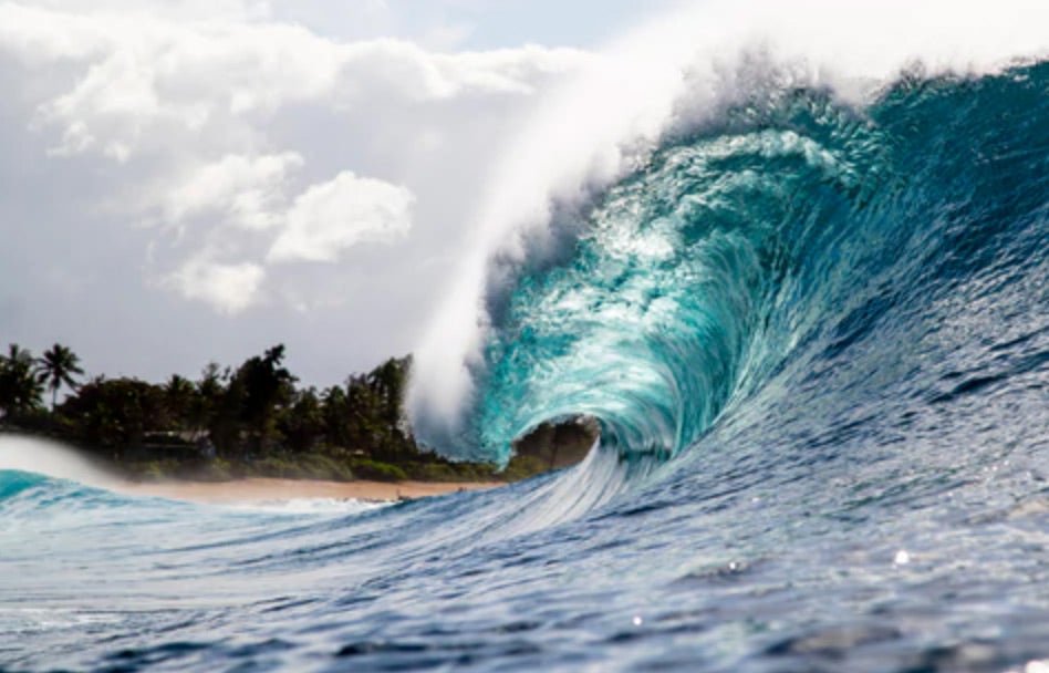 Pipeline, Hawaii's Deadliest Wave - T&C Surf Designs