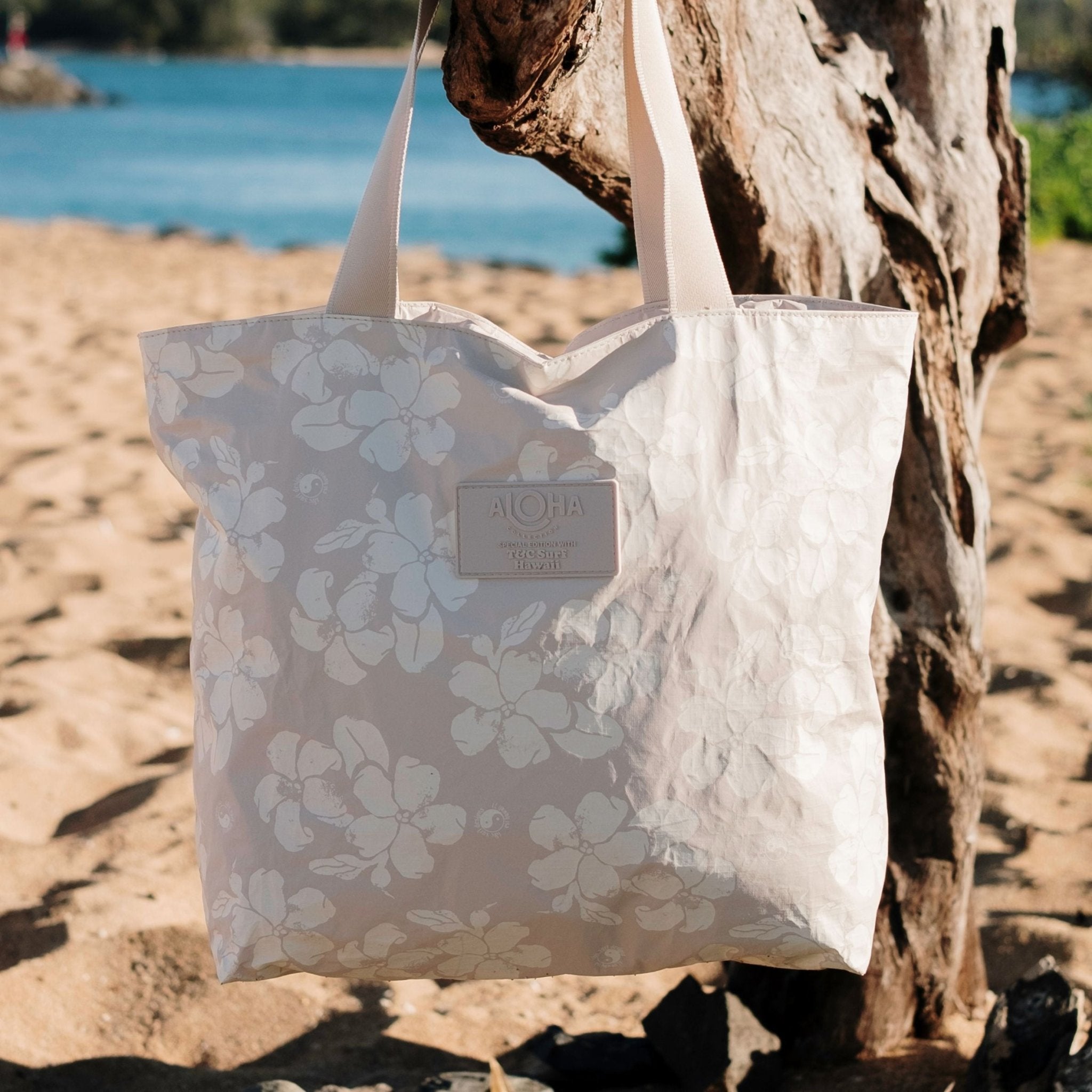 T&C Surf x Aloha Collection Puakenikeni Distressed - T&C Surf Designs