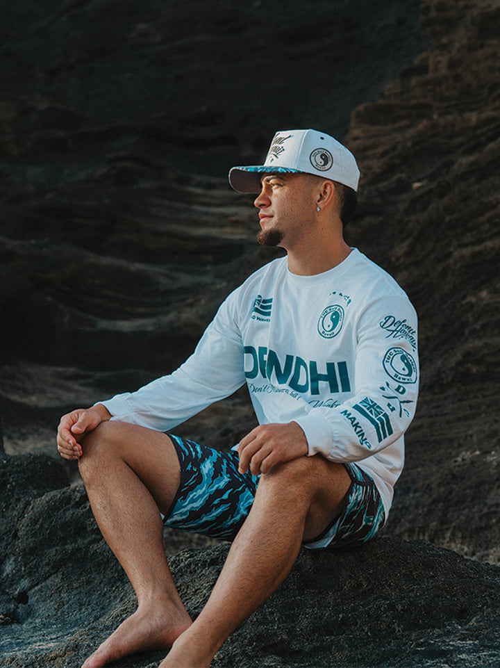 Defend Hawaii x T&C Surf Making Waves Long Sleeve