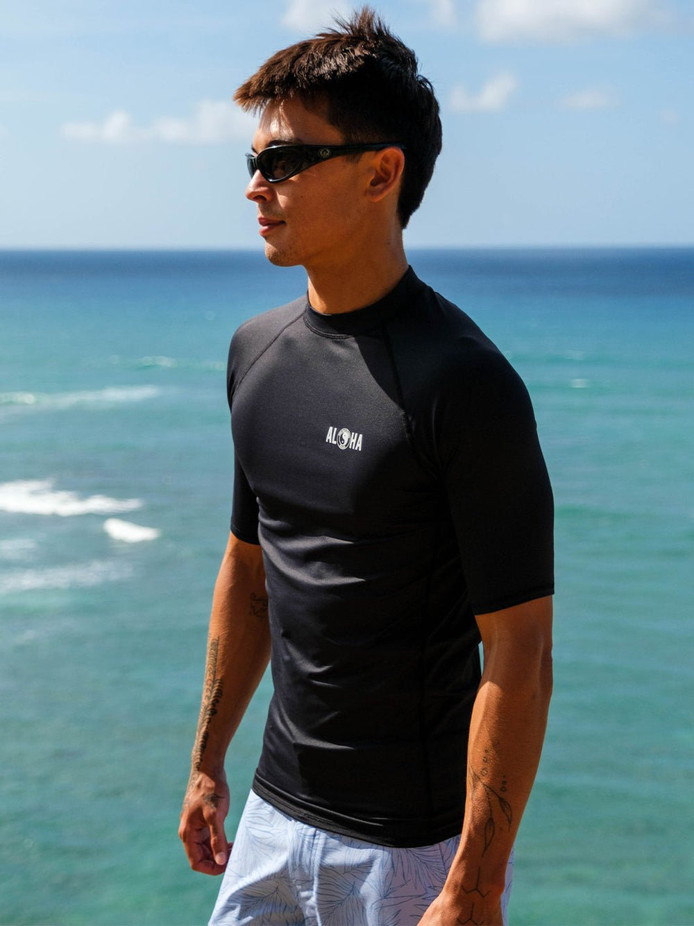 T&C Surf Designs Fuse Short Sleeve Rashguard,