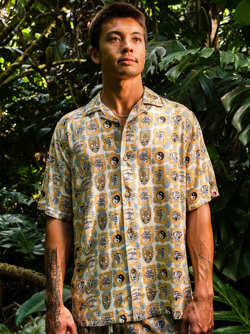 T&C Surf Designs Europe Aloha Short Sleeve Shirt Faces,