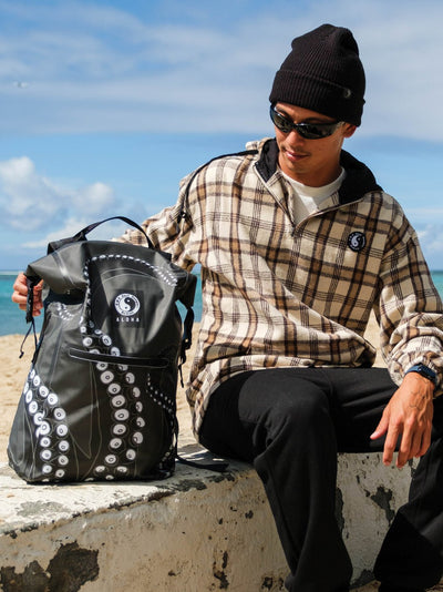 T&C Surf Designs T&C Surf Takoyaki 25L Dry Backpack, 