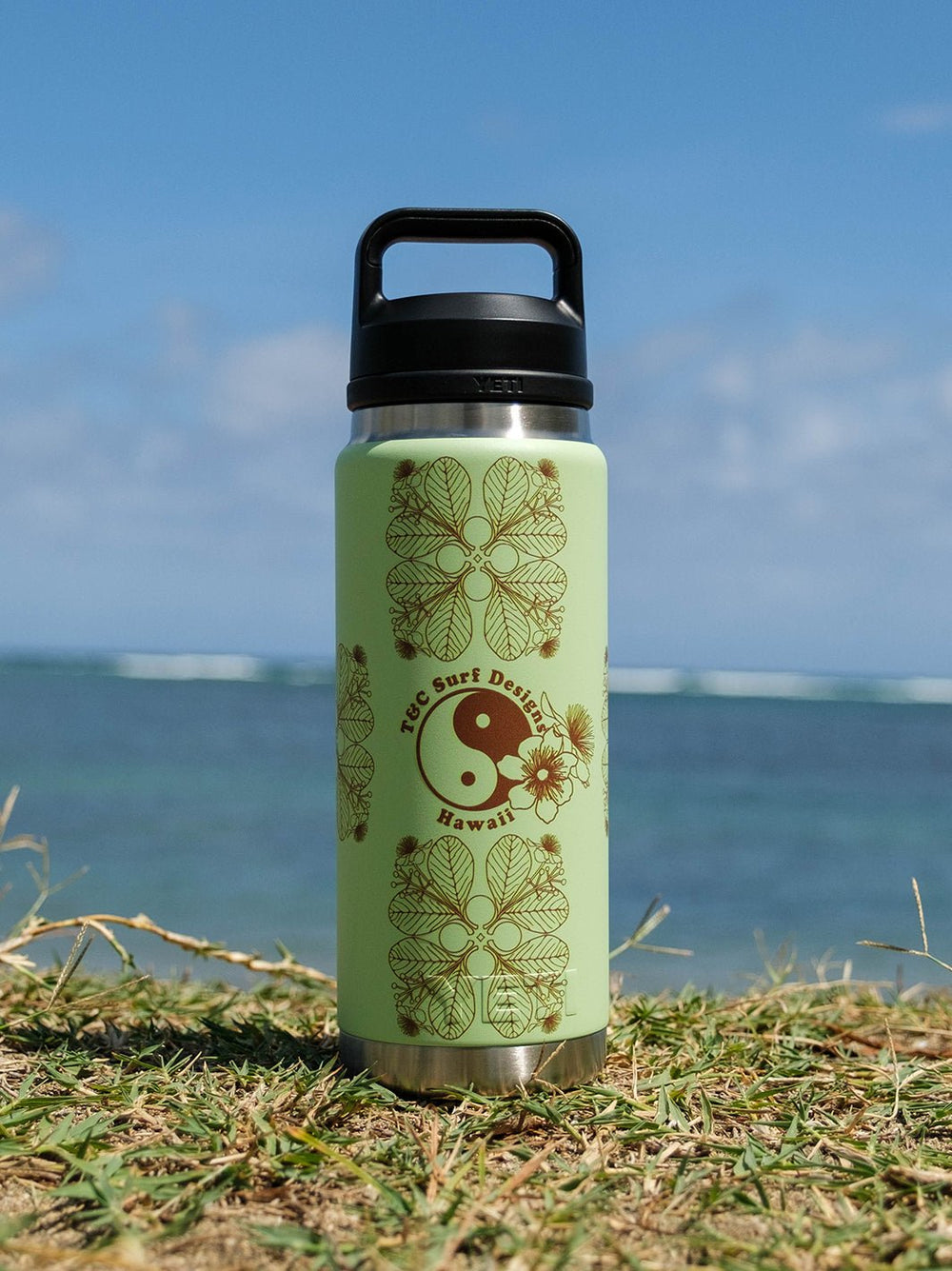 T&C Surf Designs T&C Surf 26 oz Kamani Quilt Rambler Yeti Bottle with Chug Cap,