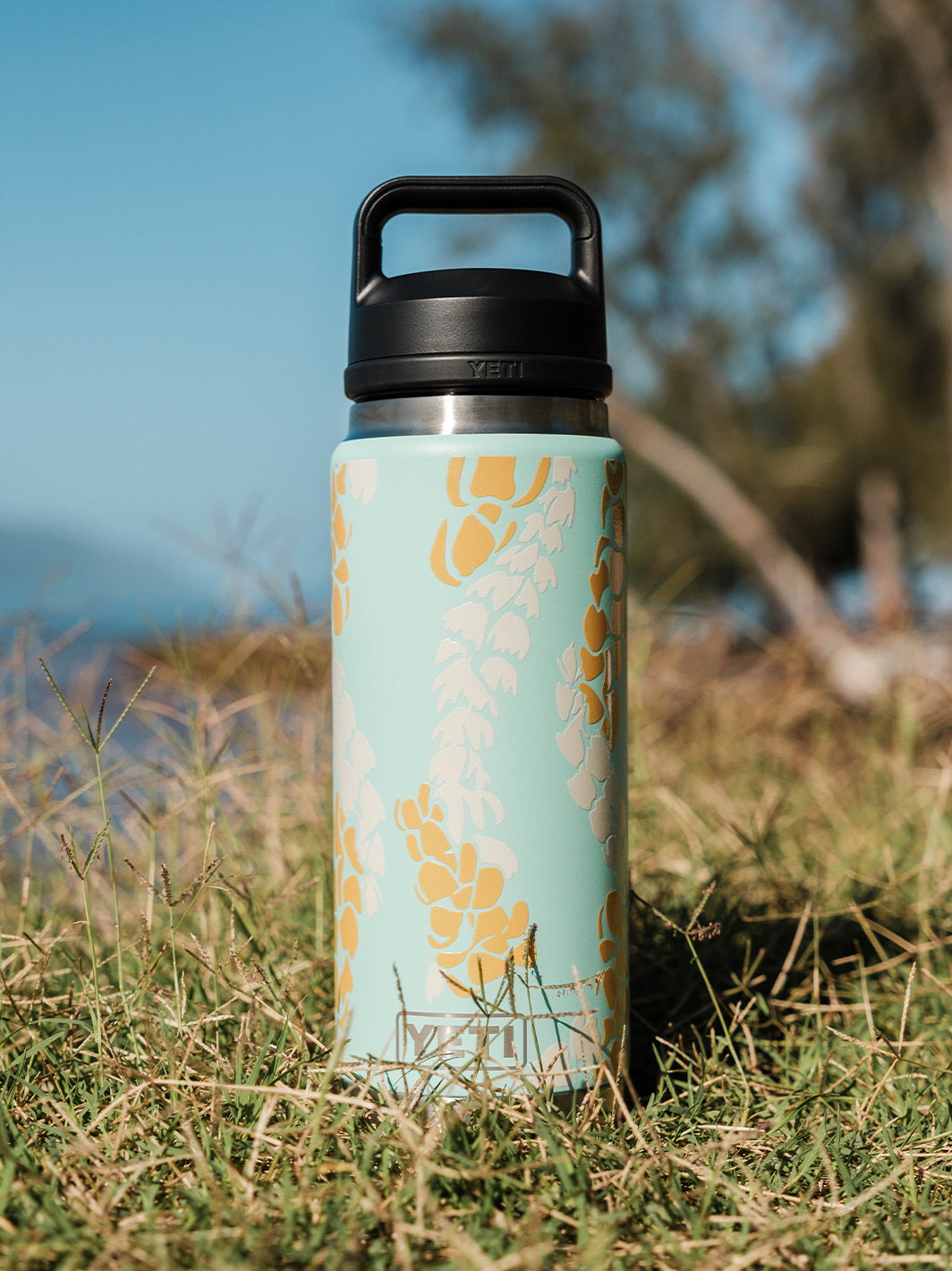 T&C Surf 26 oz Lei'd Back Rambler Yeti Bottle with Chug Cap