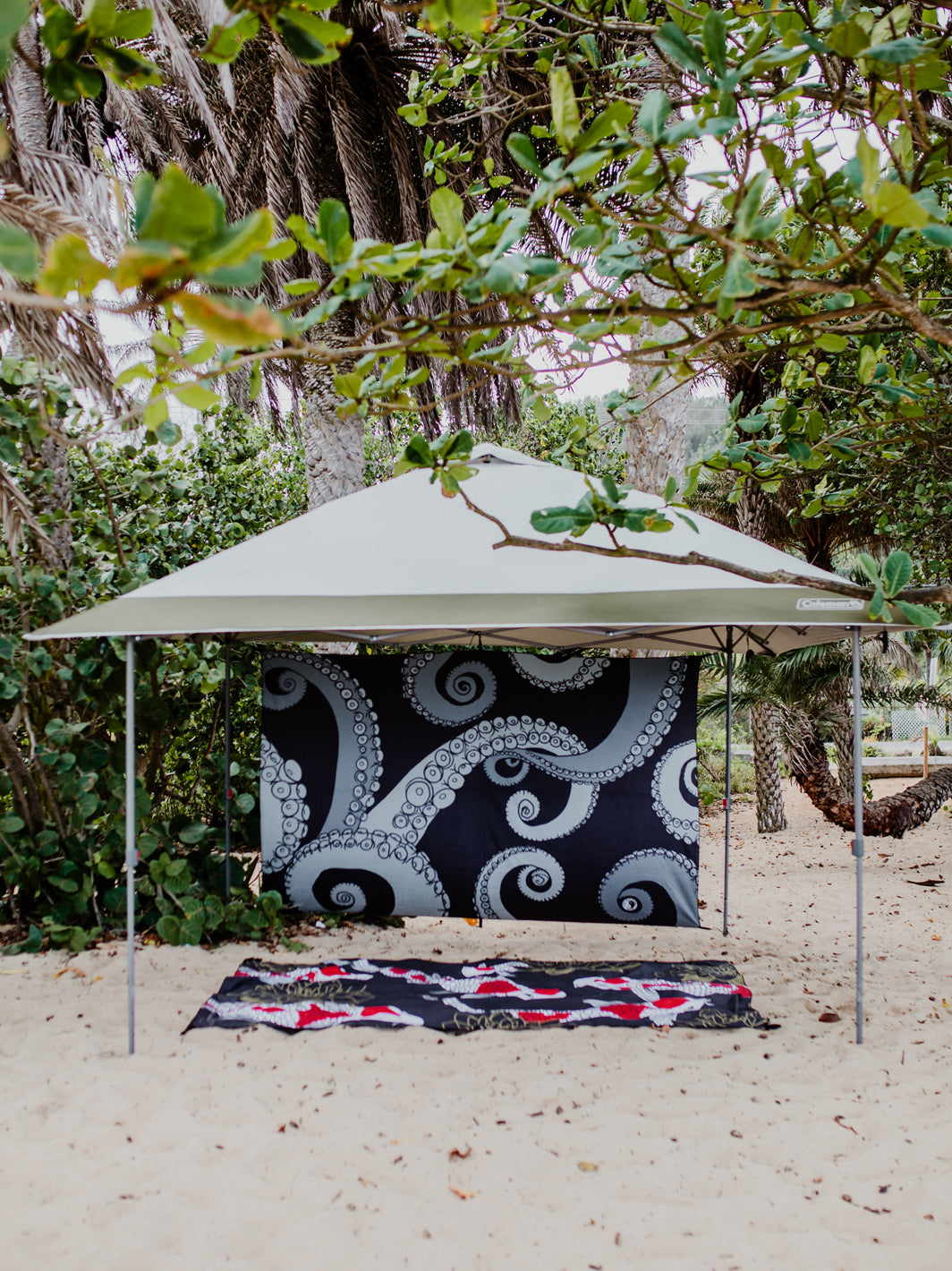 T&C Surf Designs T&C Surf Tako Microfiber Party Towel Blanket, 