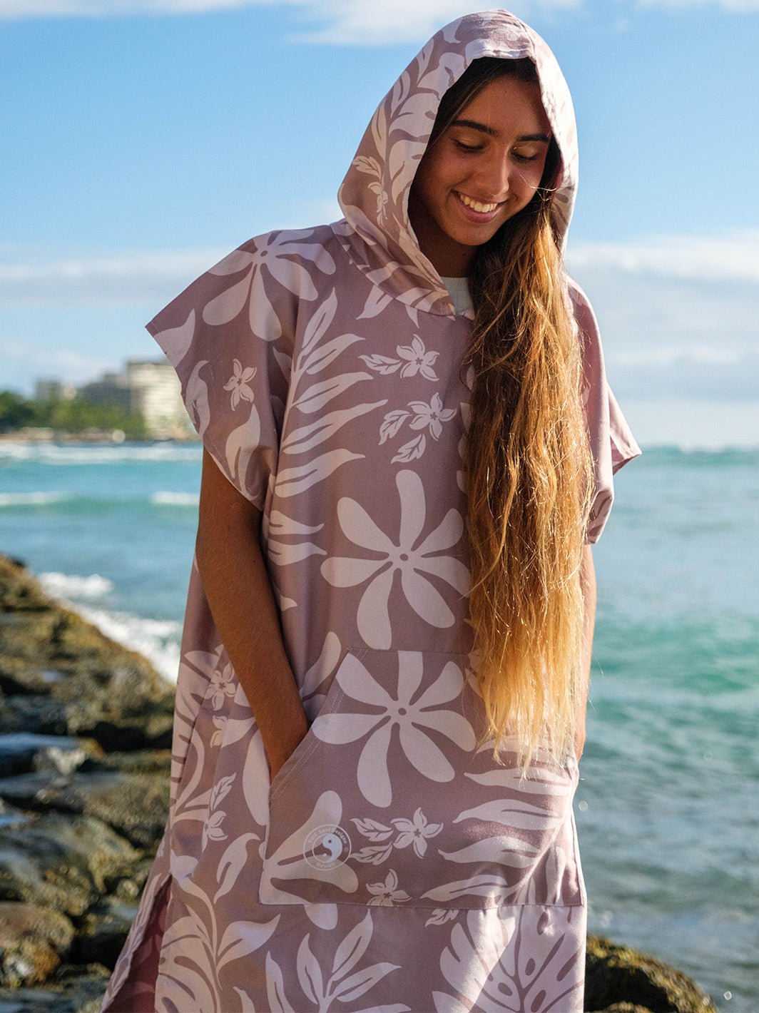 T&C Surf Designs Retro Tropic Poncho,