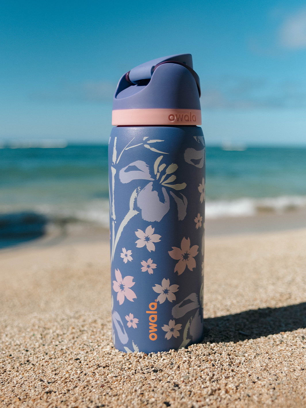 T&C Surf 32 oz Hana Sumie Owala