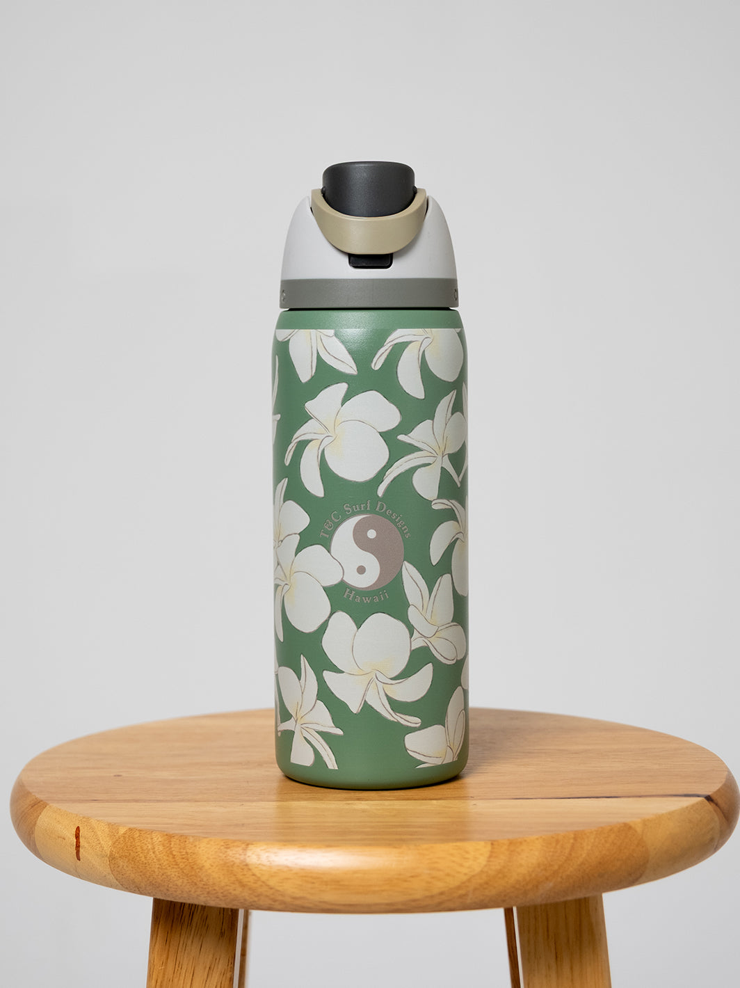 T&C Surf Designs T&C Surf 32 oz Plumeria Logo Owala,