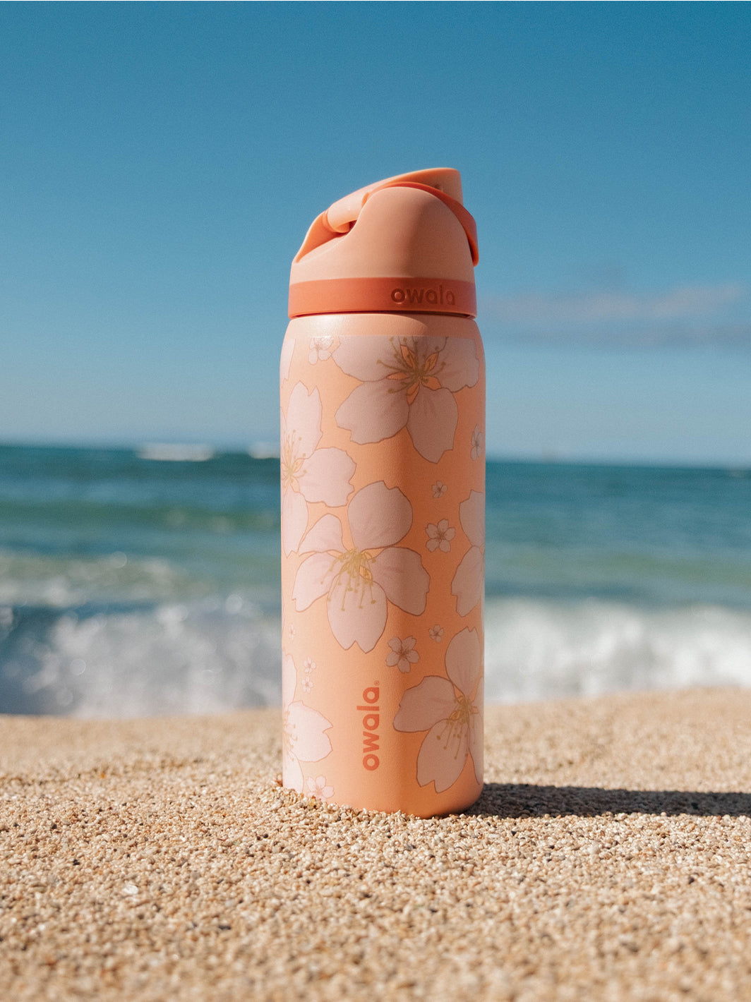 T&C Surf 32 oz Delicate Sakura Owala