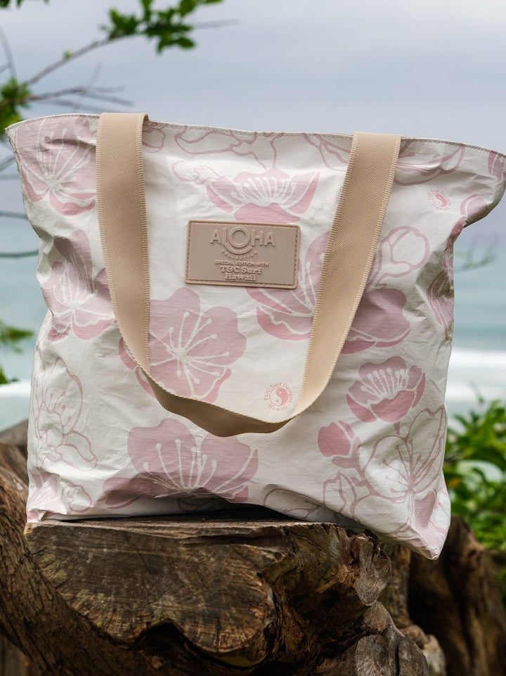 T&C Surf Designs Aloha Collection Cherry Sakura Day Tripper Bag,