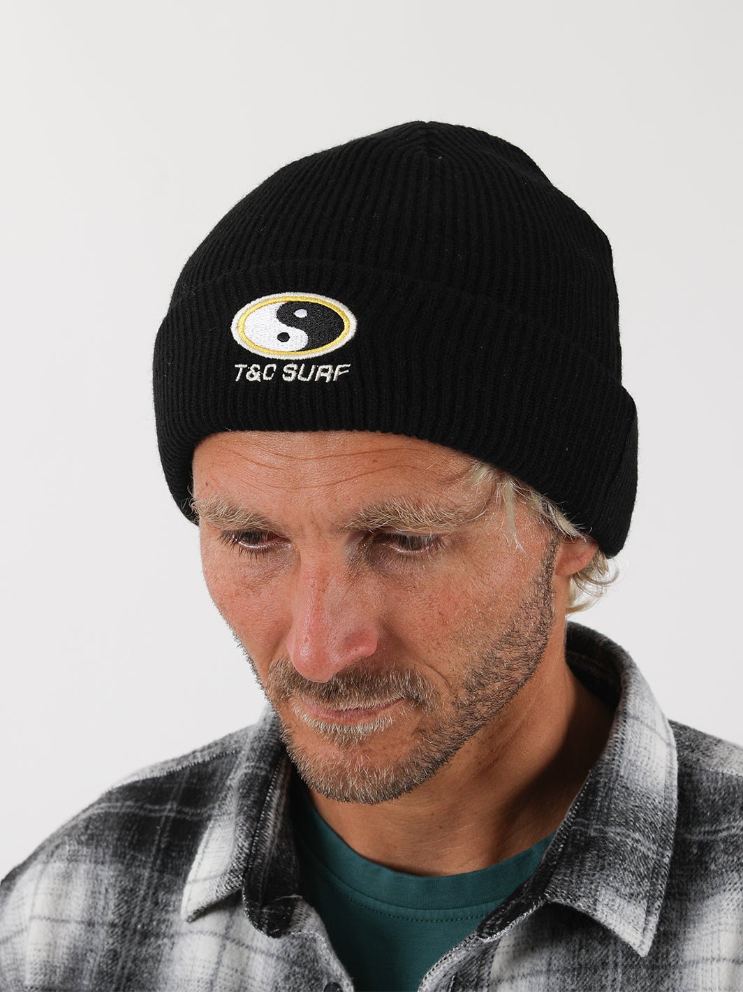 Australia Cylinder Beanie Black - T&C Surf Designs