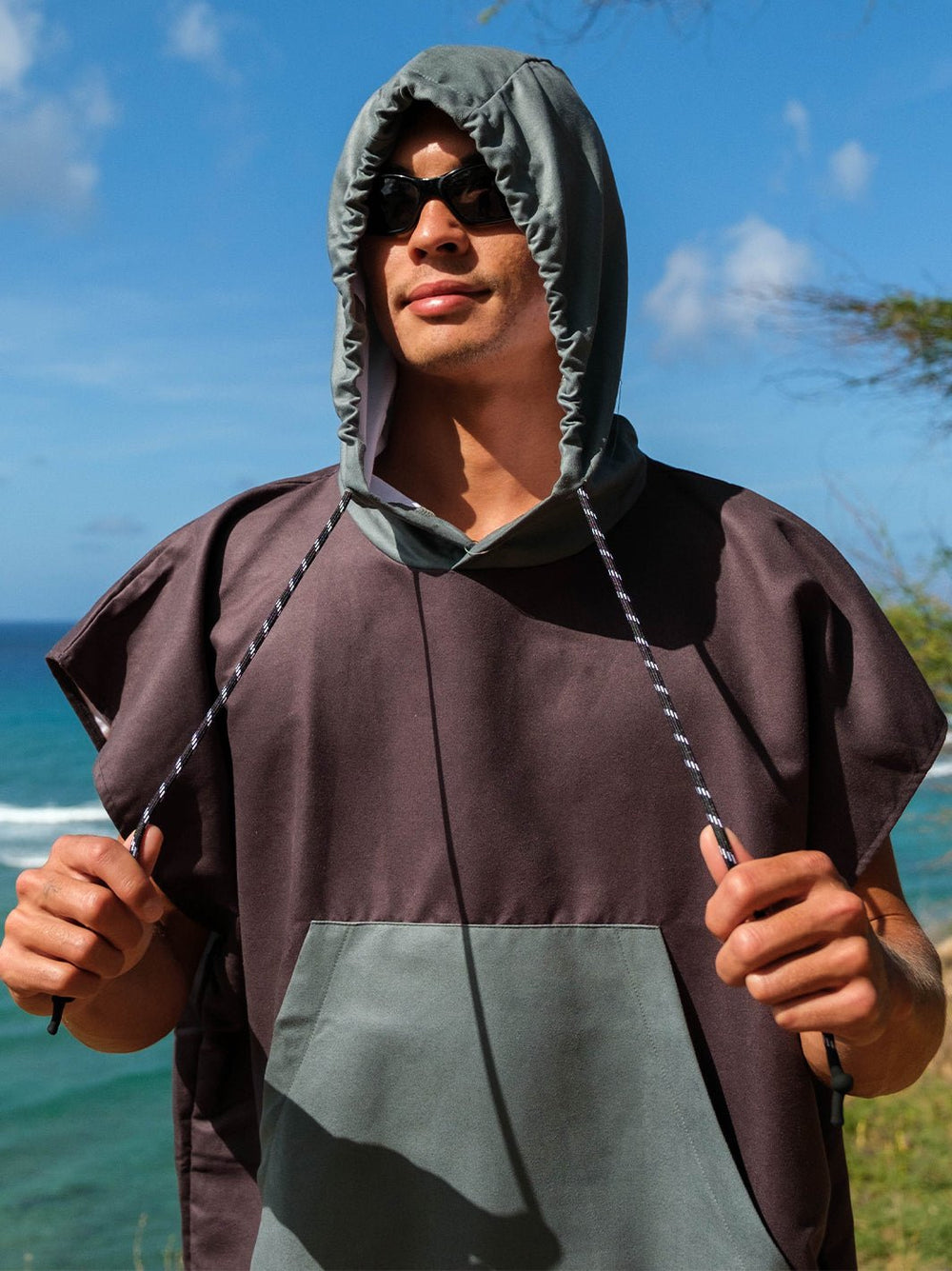 T&C Surf Designs Shoreline Poncho,