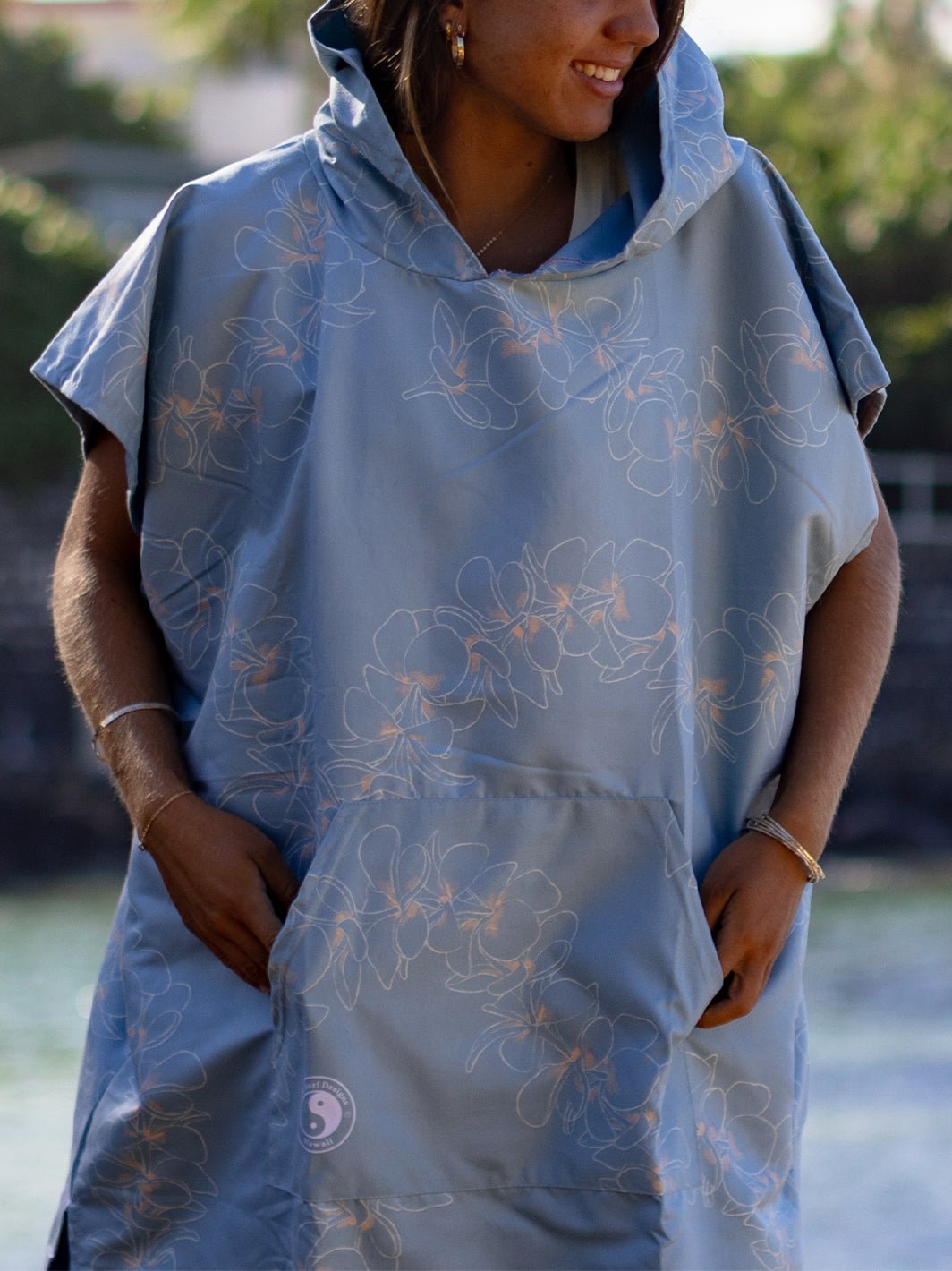T&C Surf Designs Simple Plumeria Poncho,