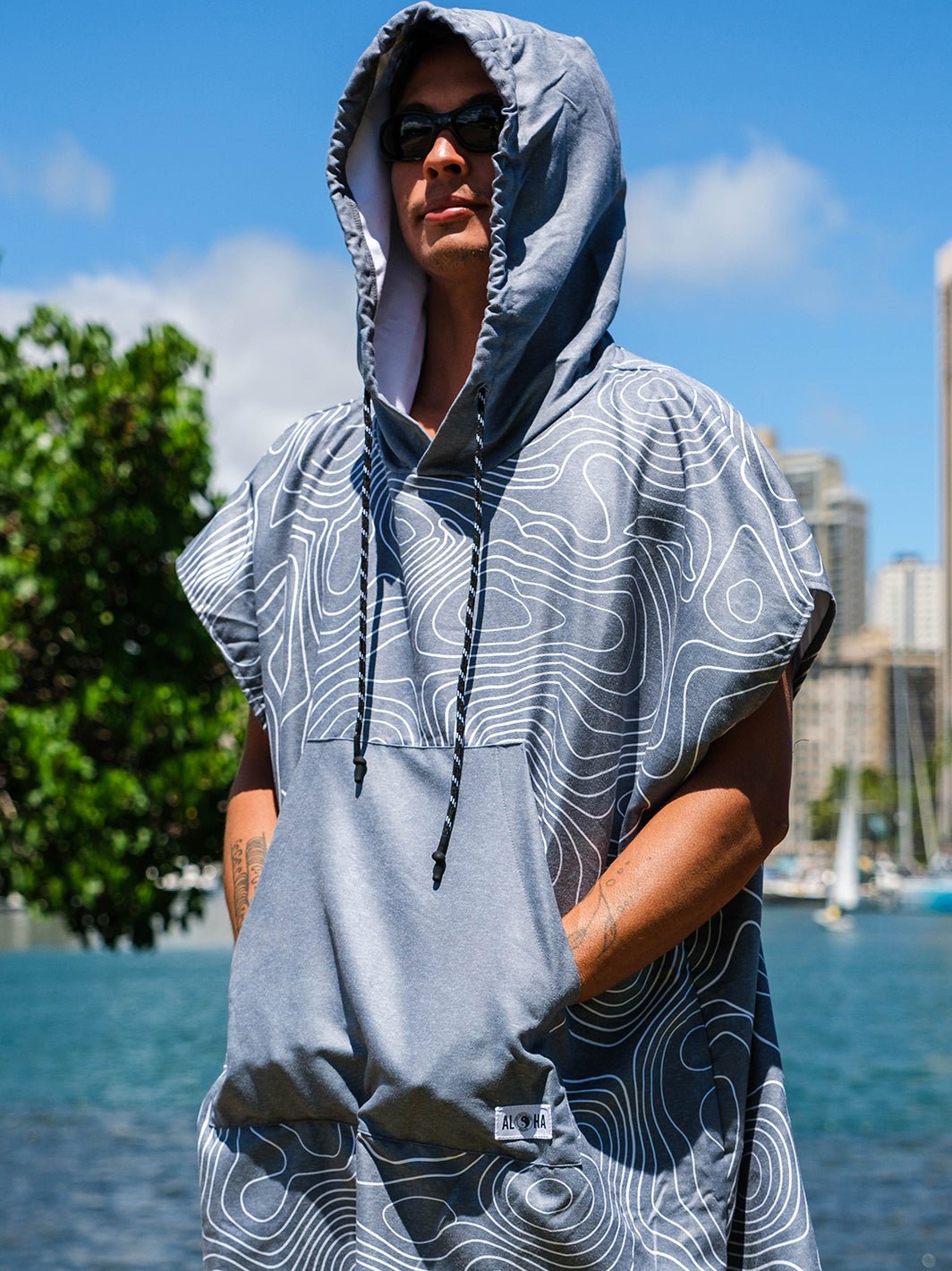 T&C Surf Designs Shoreline Poncho,