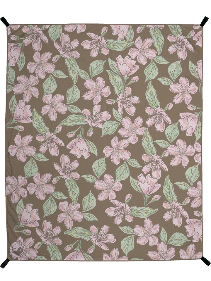 Sakura Sketch Microfiber Towel Blanket - T&C Surf Designs