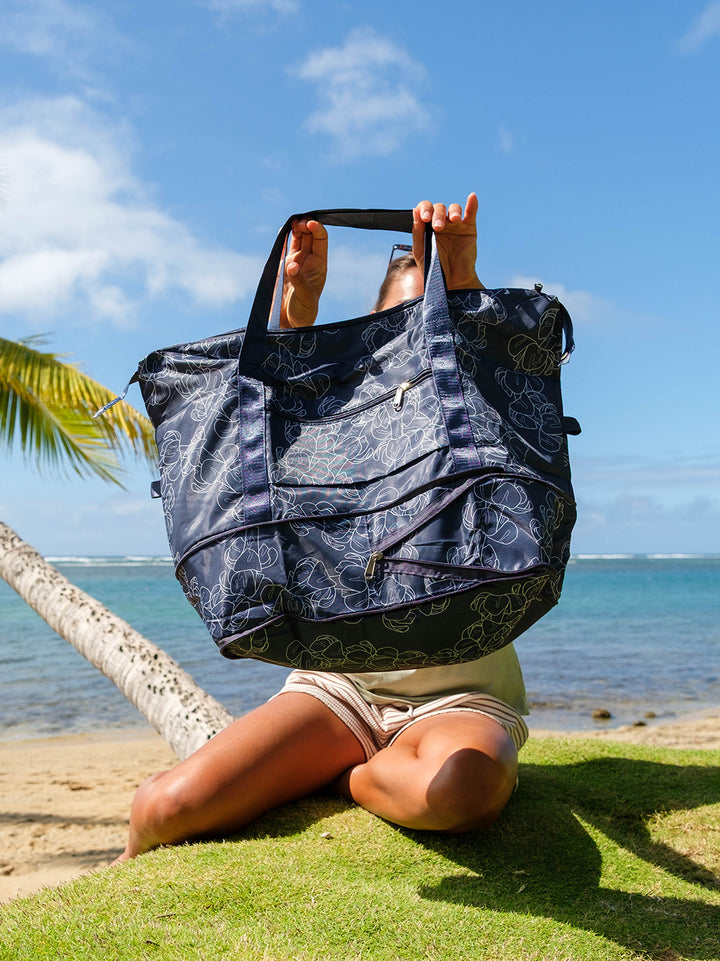 Lei Kui Carry On Tote