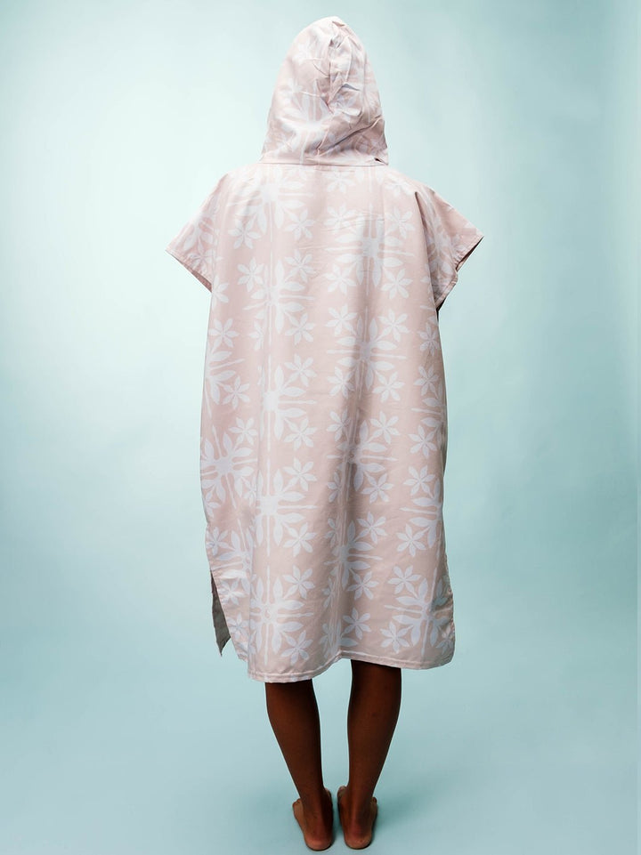 T&C Surf Designs Tiare Quilt Poncho,