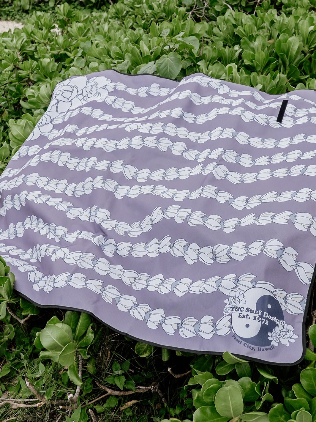 T&C Surf Designs Pikake Pearl Thick Beach Mat,