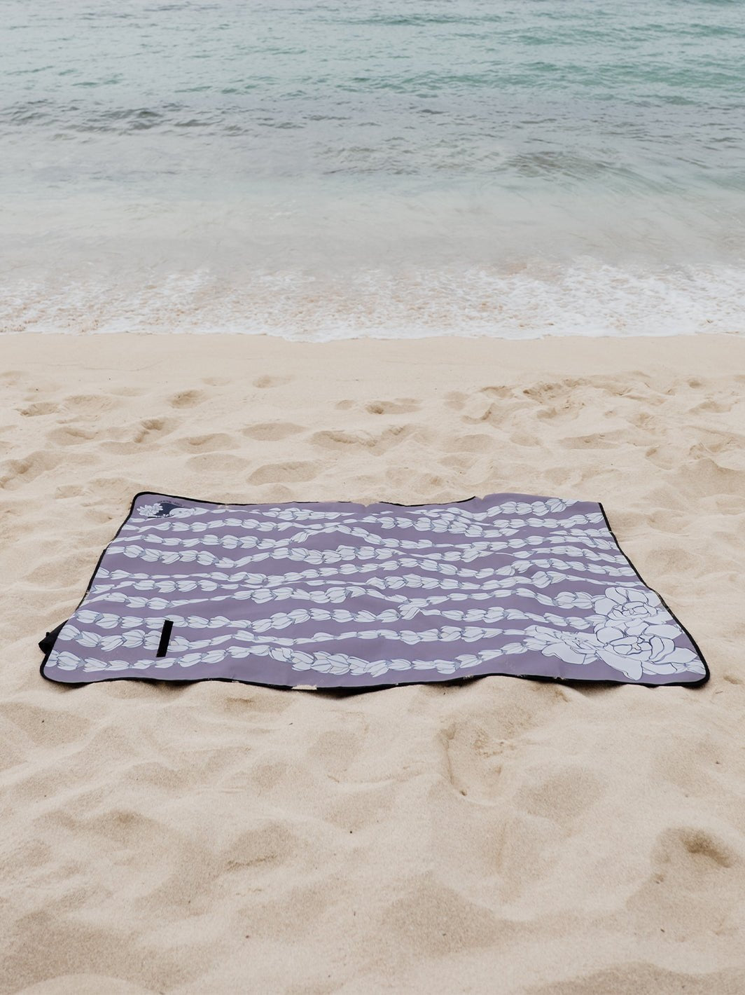 T&C Surf Designs Pikake Pearl Thick Beach Mat,