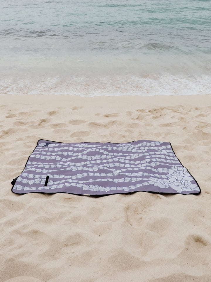 T&C Surf Designs Pikake Pearl Thick Beach Mat,
