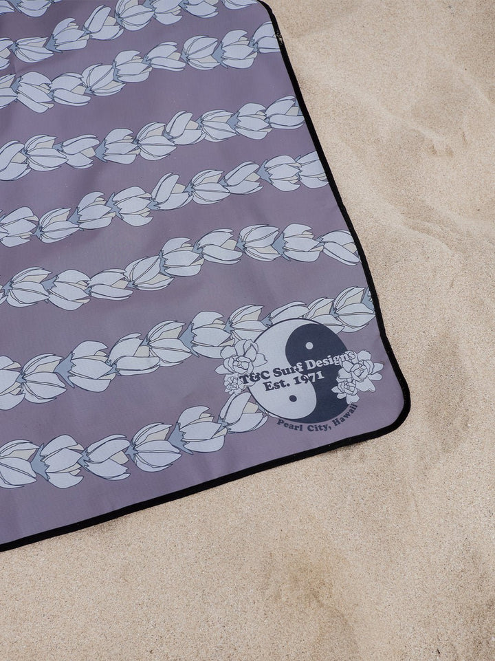 T&C Surf Designs Pikake Pearl Thick Beach Mat,