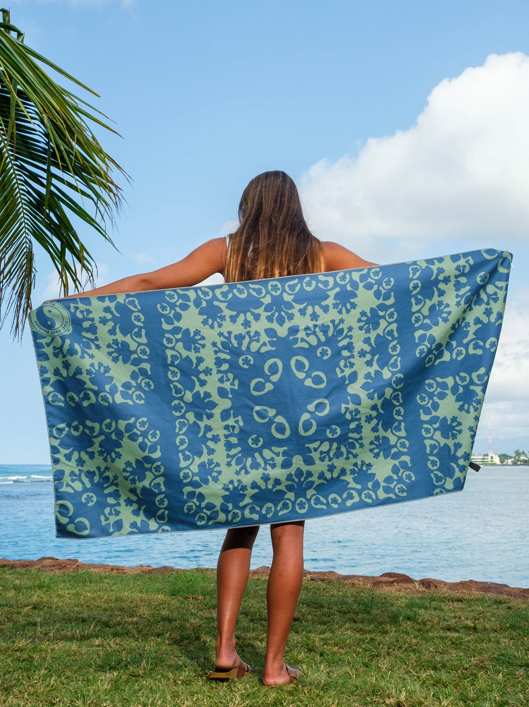 T&C Surf Designs Pakalana Quilt Microfiber Towel,