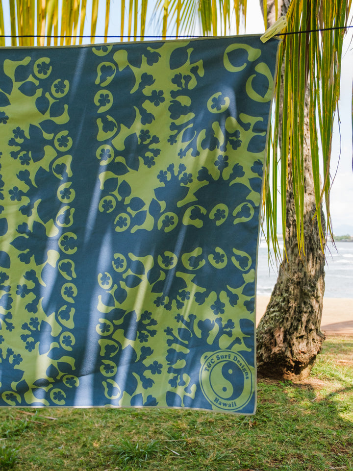 T&C Surf Designs Pakalana Quilt Microfiber Towel,