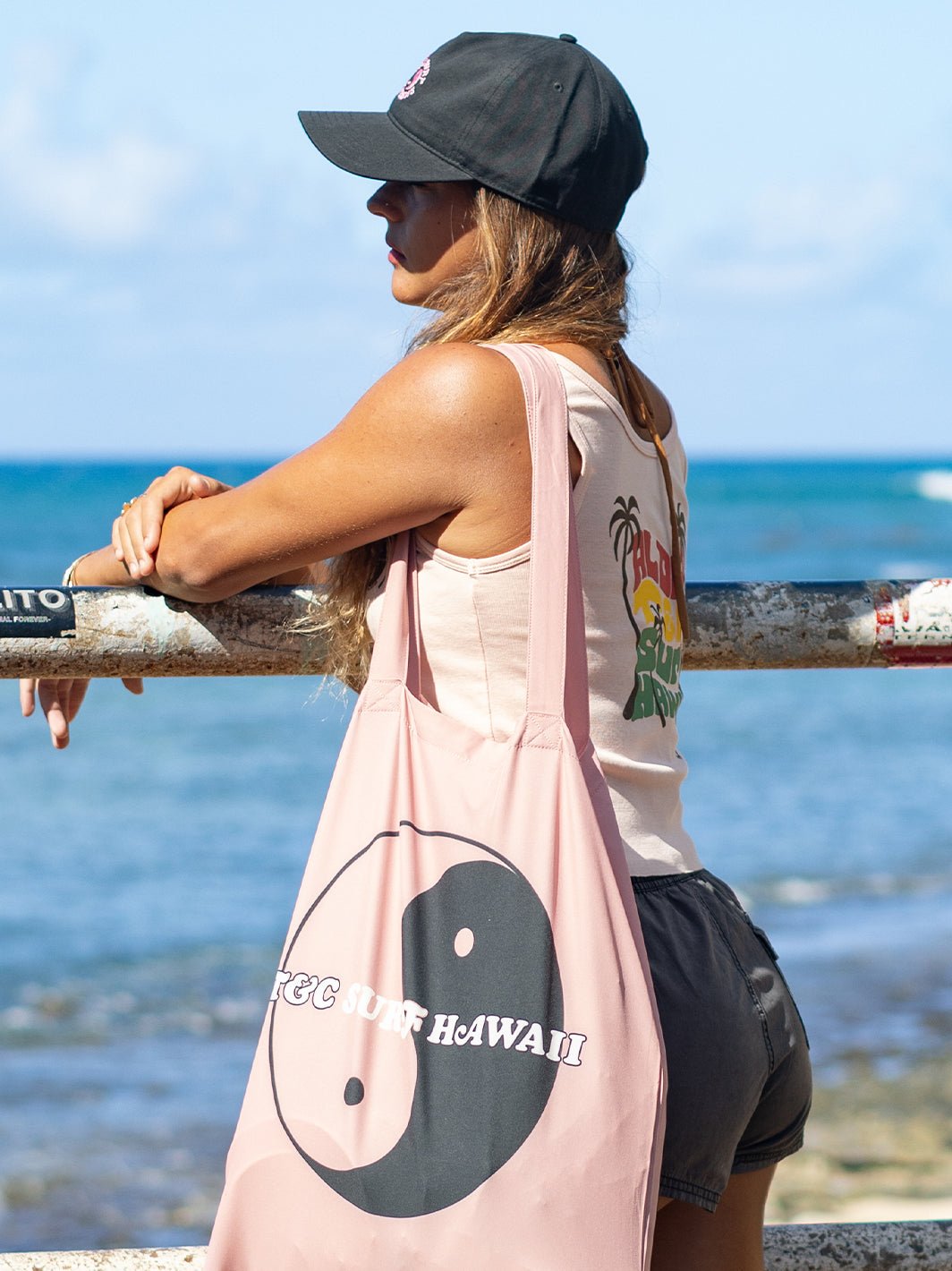 T&C Surf Designs Anthurium Heart Cap,