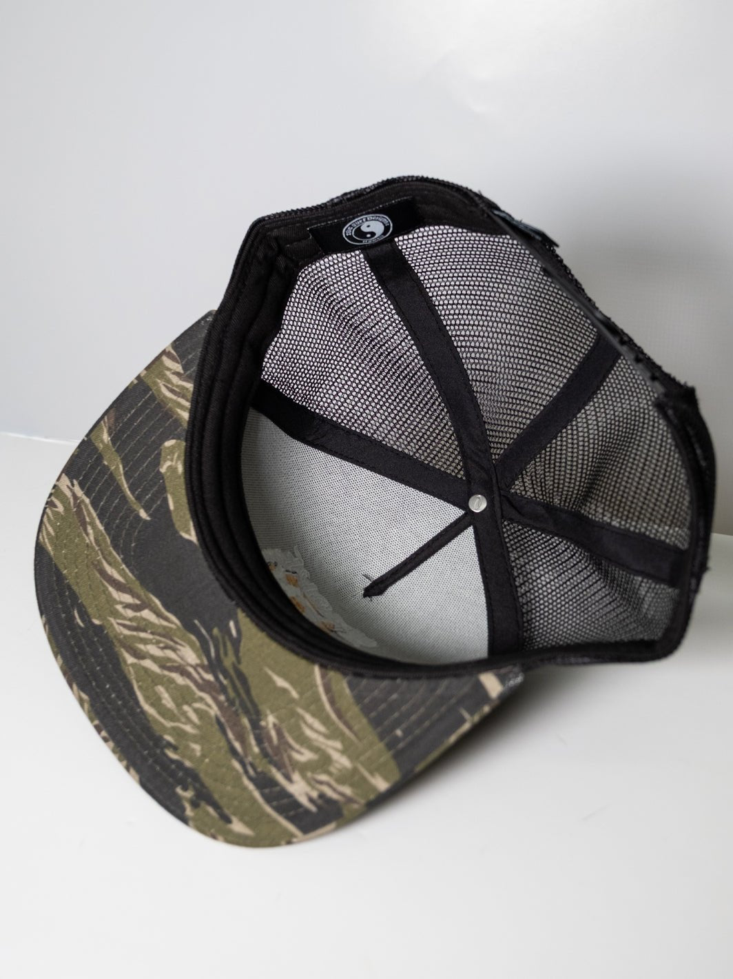 Smoke Um Cap - T&C Surf Designs