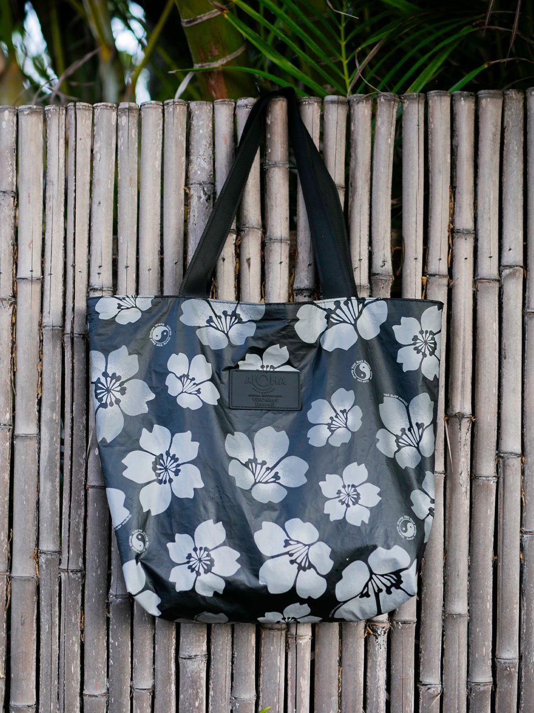 T&C Surf Designs T&C Surf x Aloha Collection Throwback Sakura Day Tripper Bag,