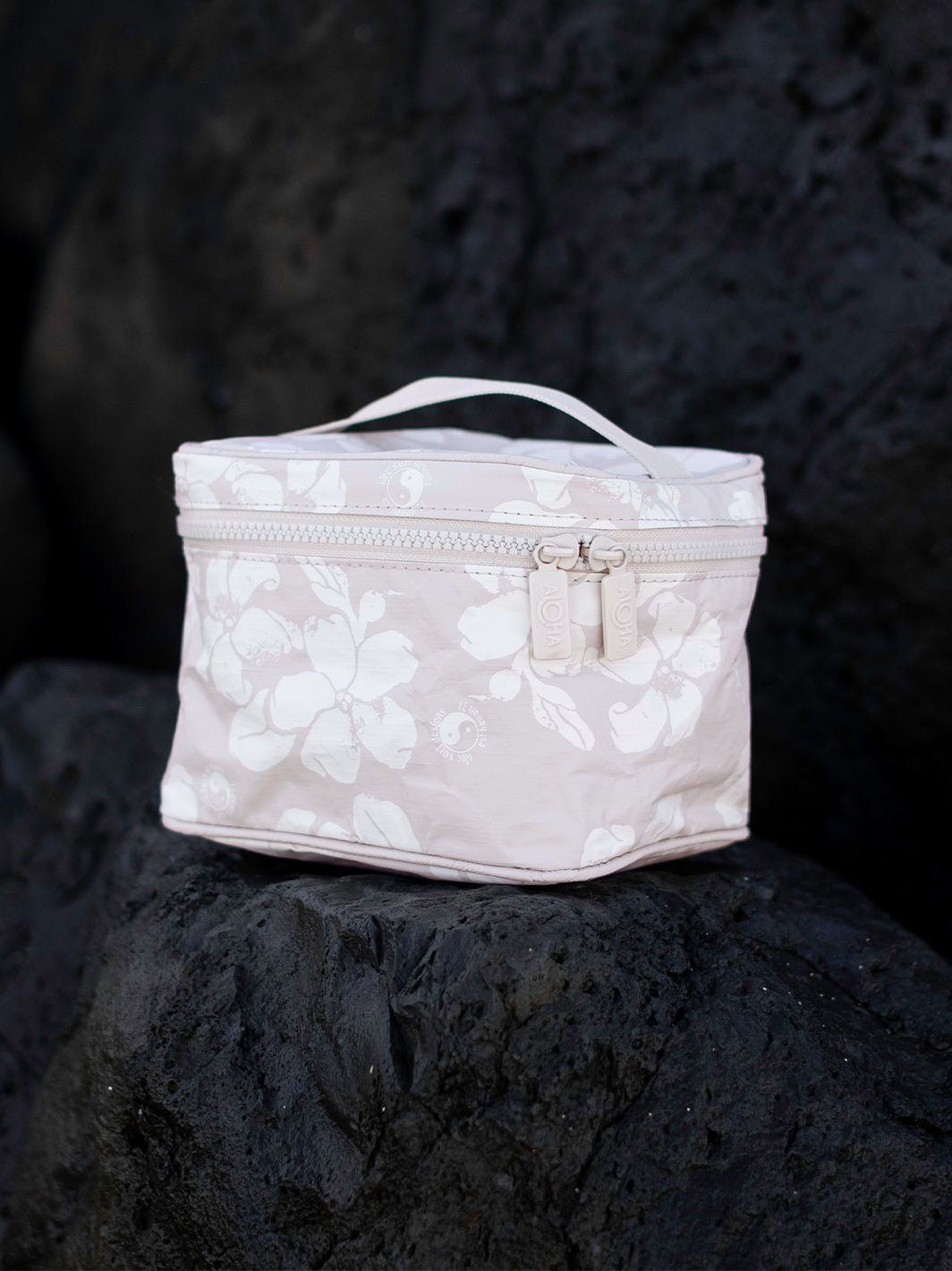 T&C Surf x Aloha Collection Puakenikeni Distressed Cabin Crew Kit - T&C Surf Designs