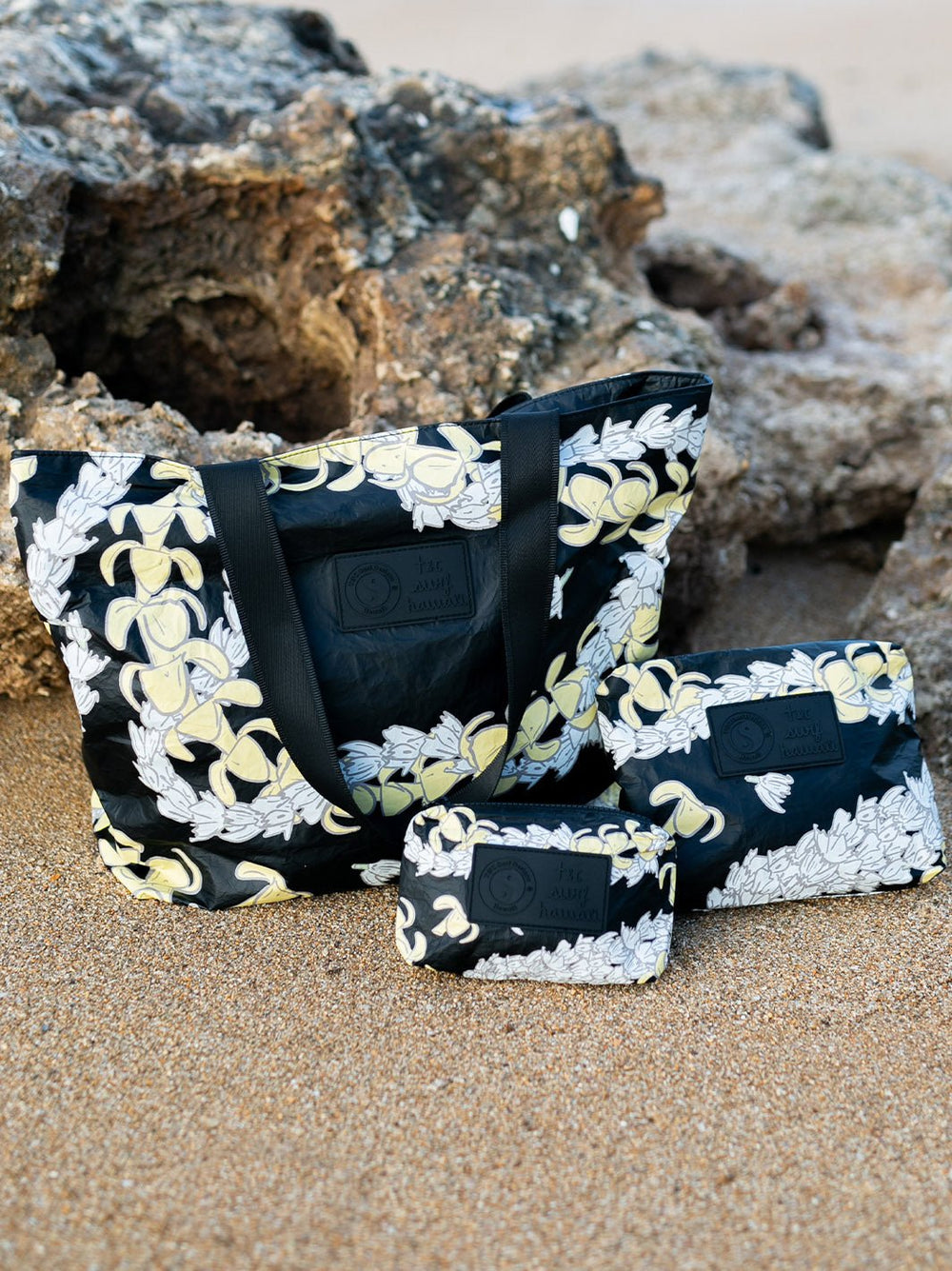 T&C Surf Designs T&C Surf x Aloha Collection Sketched Multi Lei Mini Pouch,