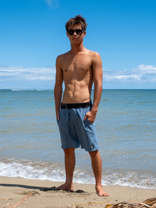 T&C Surf Designs T&C Surf Crew 18.5" Short, 