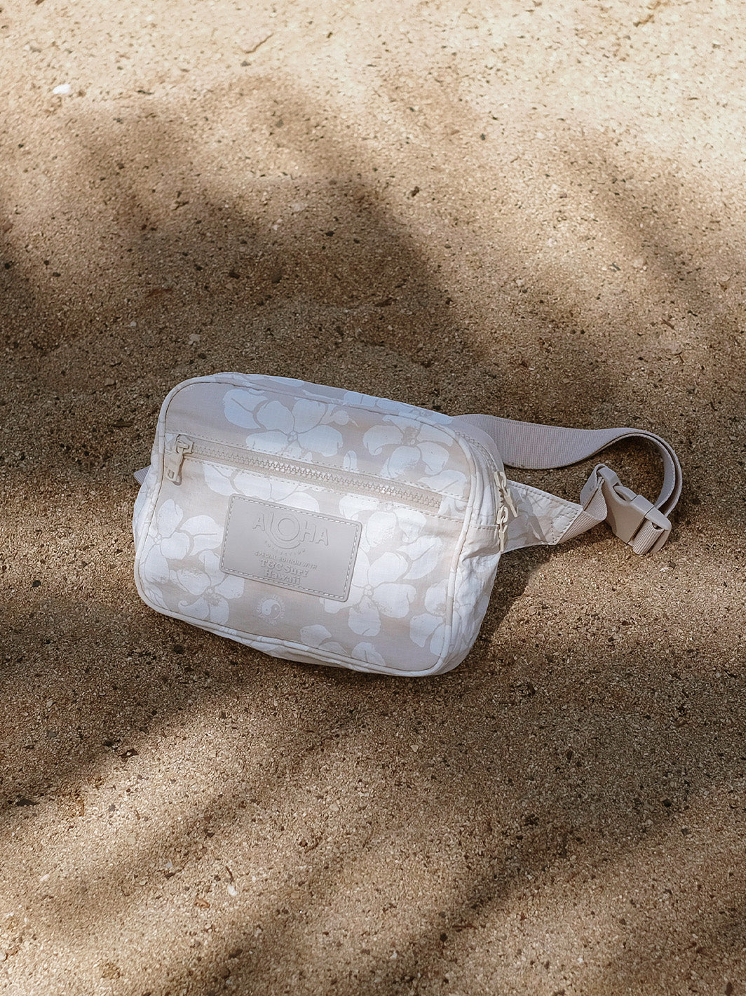 Aloha Collection Puakenikeni Distressed Hip Pack