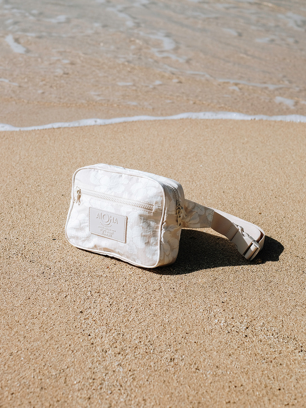 Aloha Collection Puakenikeni Distressed Hip Pack