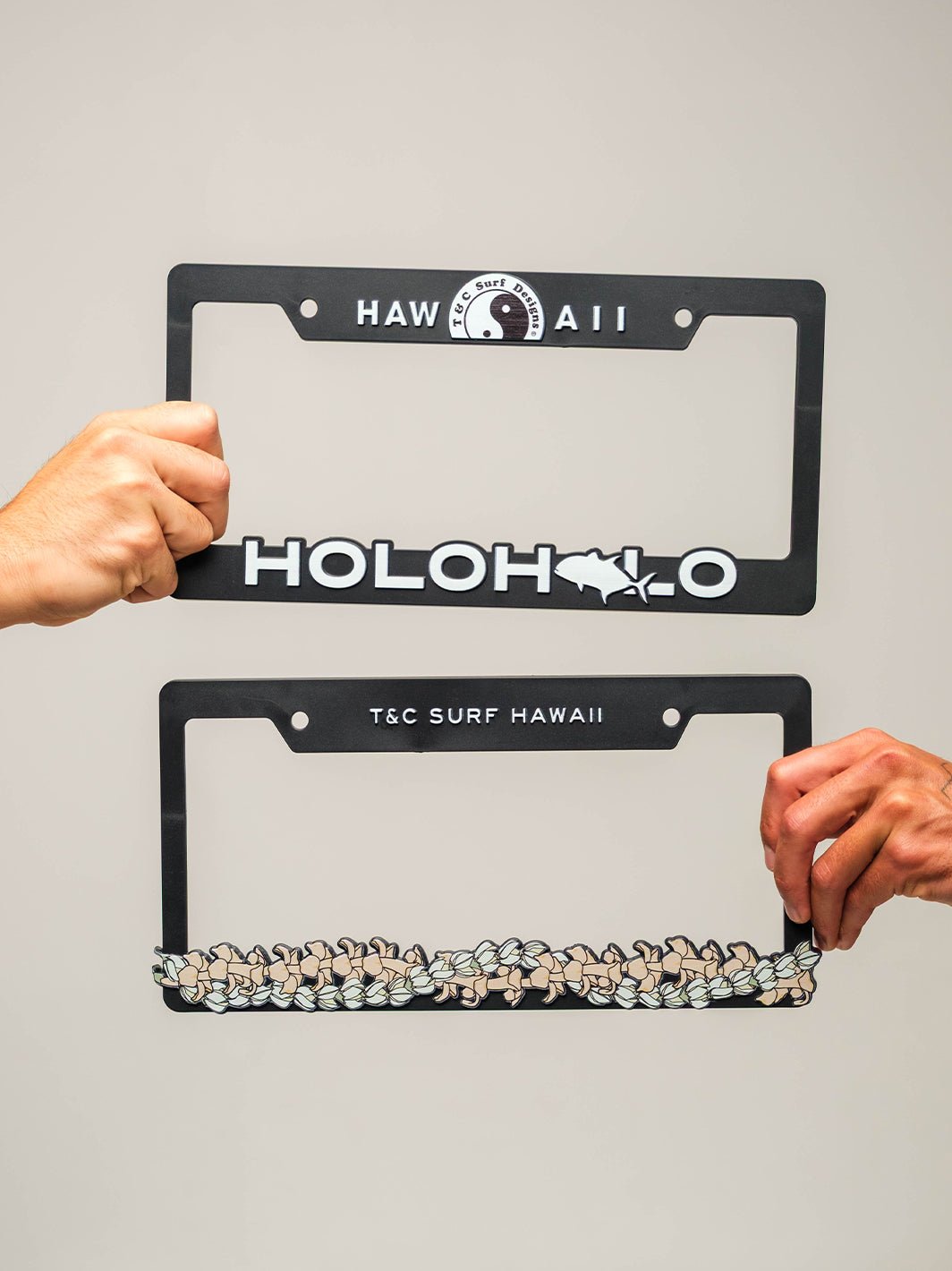 T&C Surf Designs Holoholo License Plate,
