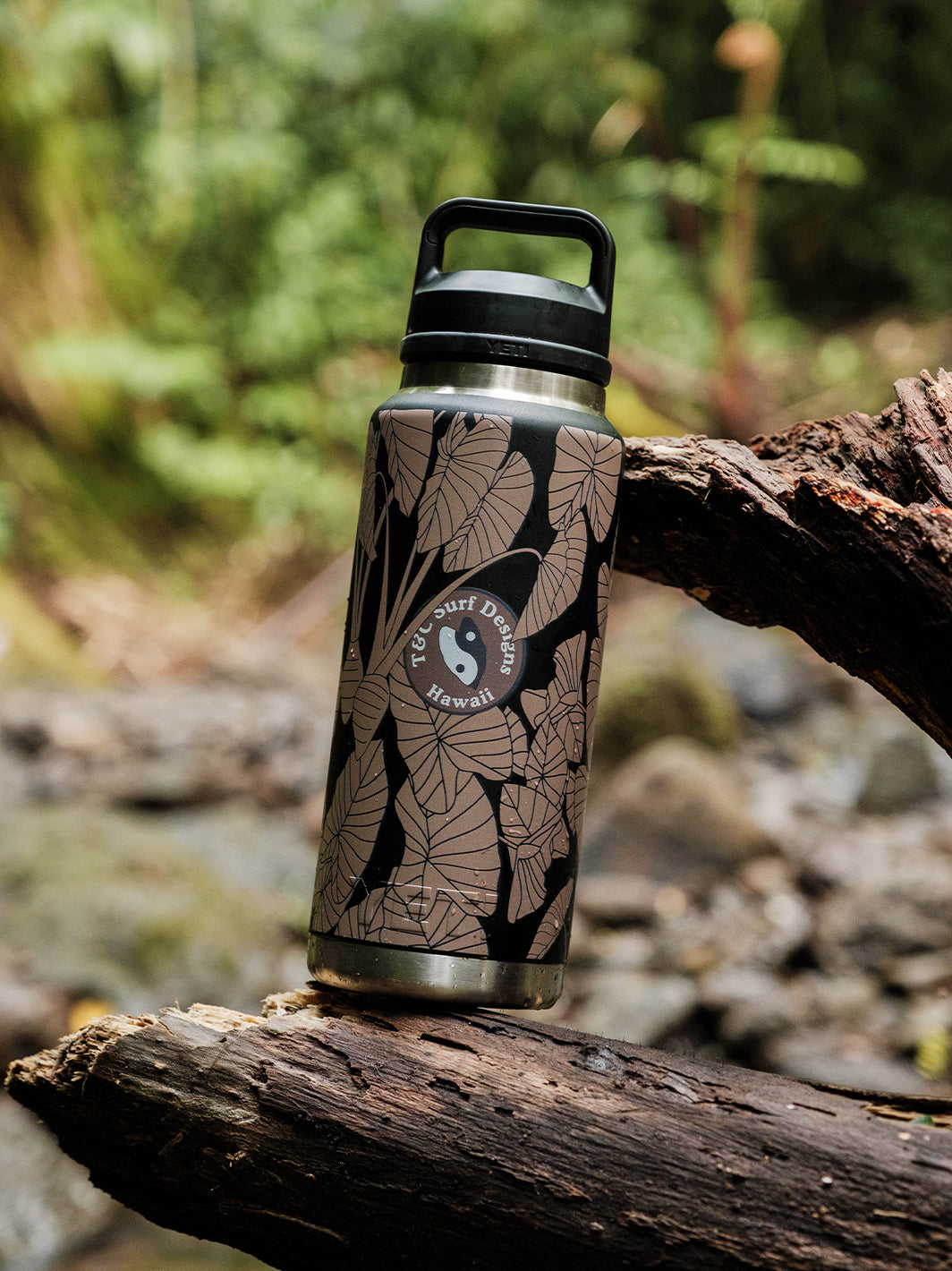 T&C Surf Designs T&C Surf 36 oz Kalo Daze Rambler Yeti Bottle with Chug Cap,