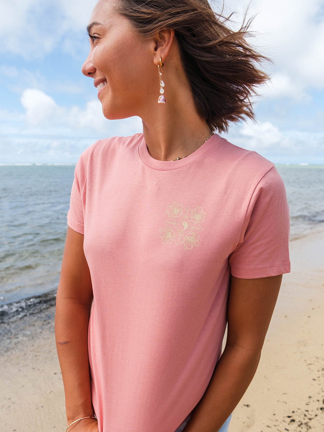 T&C Surf Designs Ilima Quilt Classic Tee,