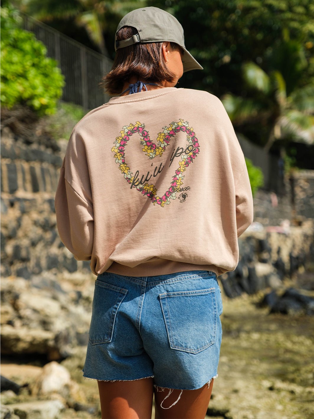 Lei Pu'uwai Sunday Sweatshirt - T&C Surf Designs