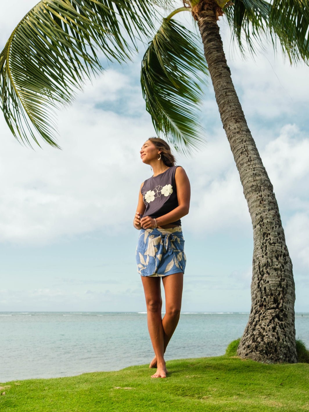 Puakenikeni Love Muscle Tank - T&C Surf Designs