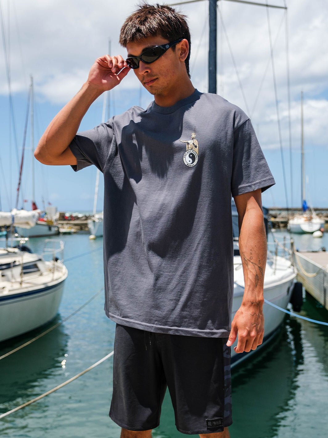 Aloha Kam Flag Tee - T&C Surf Designs