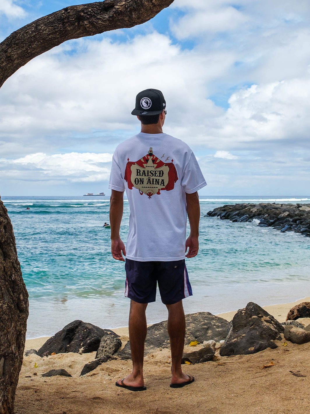 T&C Surf Designs Aina Hale Tee,