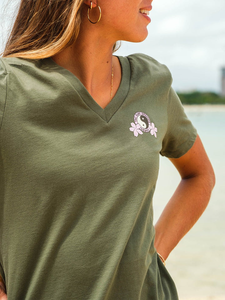 T&C Surf Designs Keiki Koi Relax Vtee,