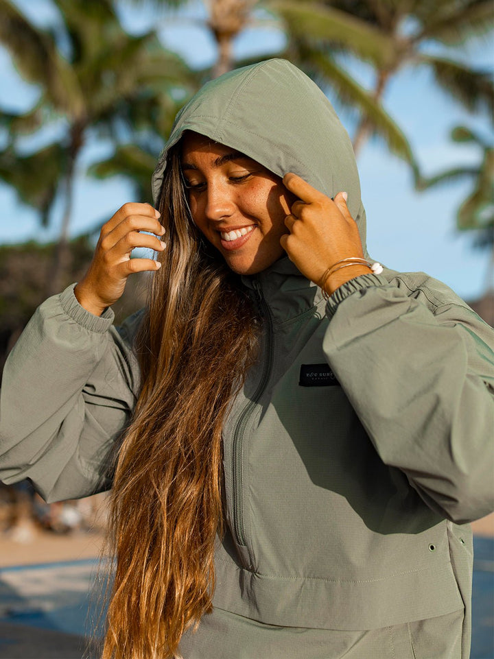 T&C Surf Designs Relay Windbreaker,