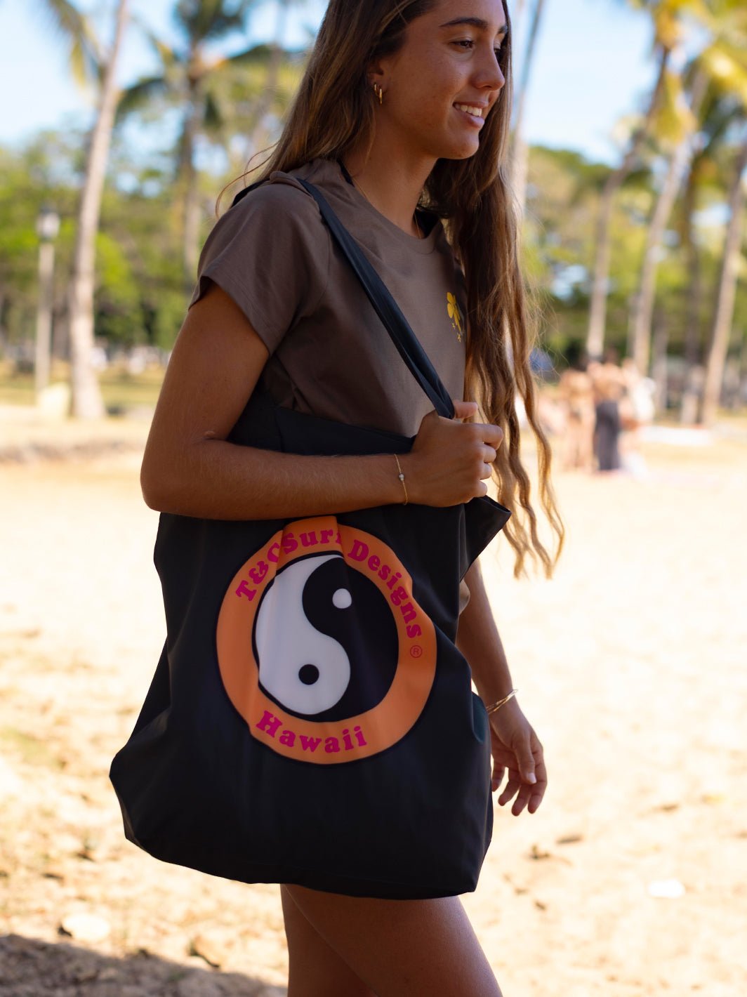 T&C Surf Designs Europe Yin Yang Tote,