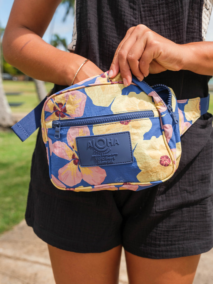 Aloha Collection Watercolor Hau Hip Pack