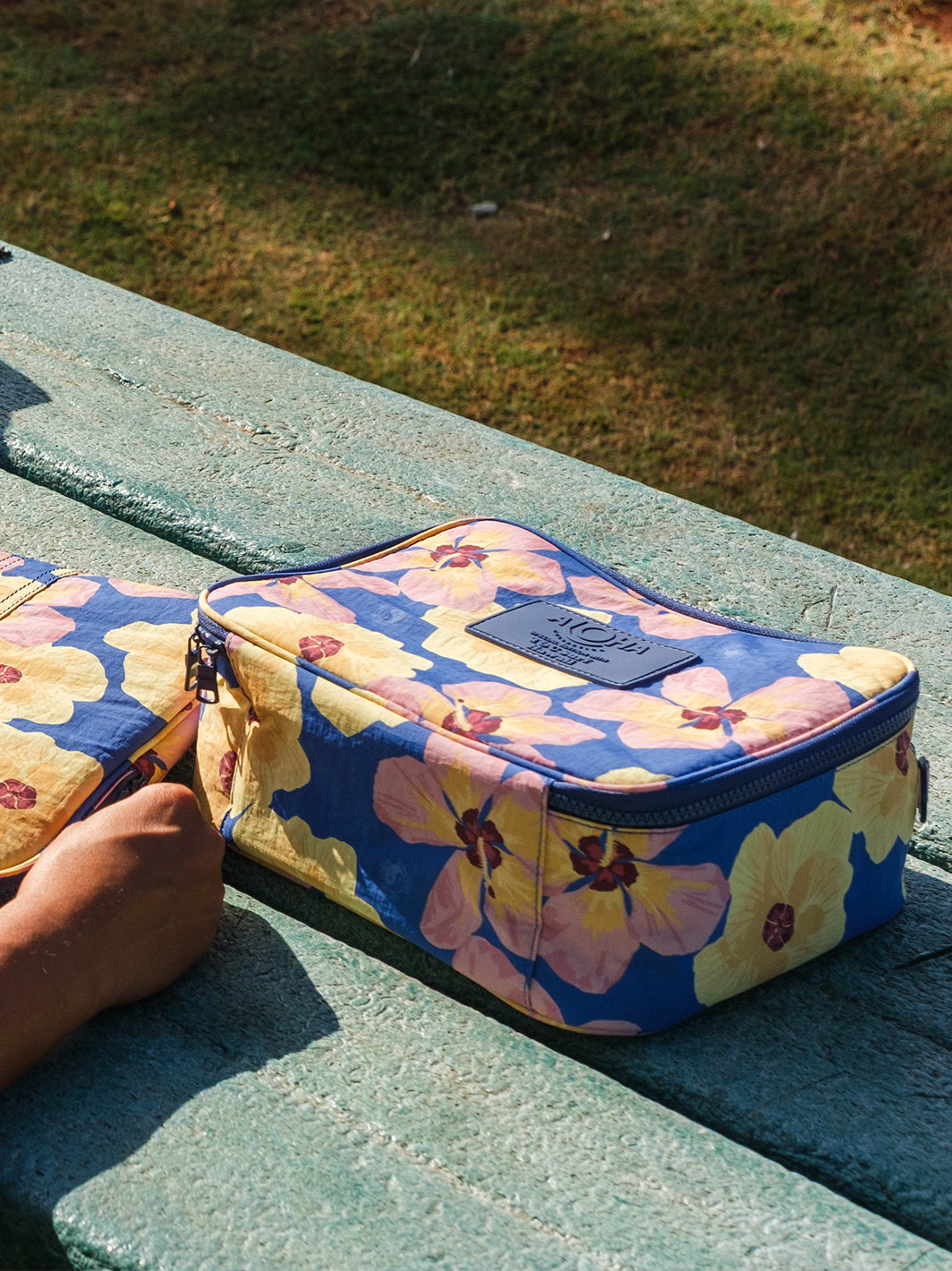 Aloha Collection Watercolor Hau Lunch Tote