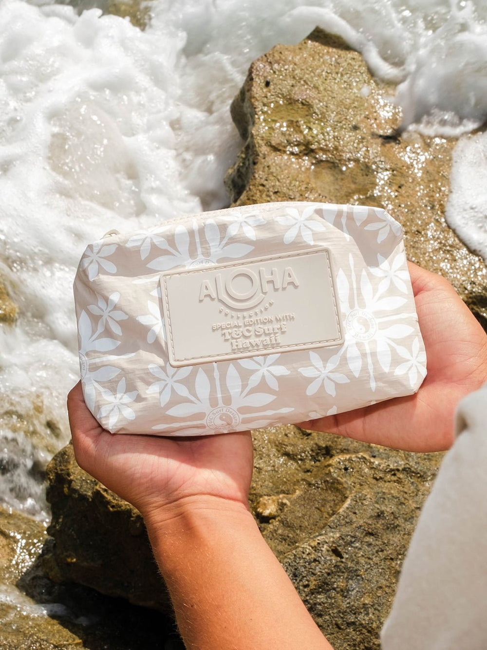 T&C Surf x Aloha Collection Tiare Quilt Mini Pouch - T&C Surf Designs